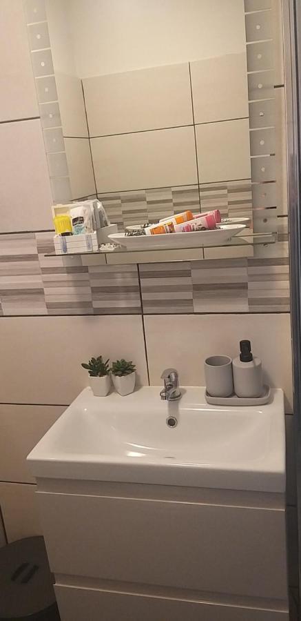 Apartma Matjaz 科佩尔 外观 照片
